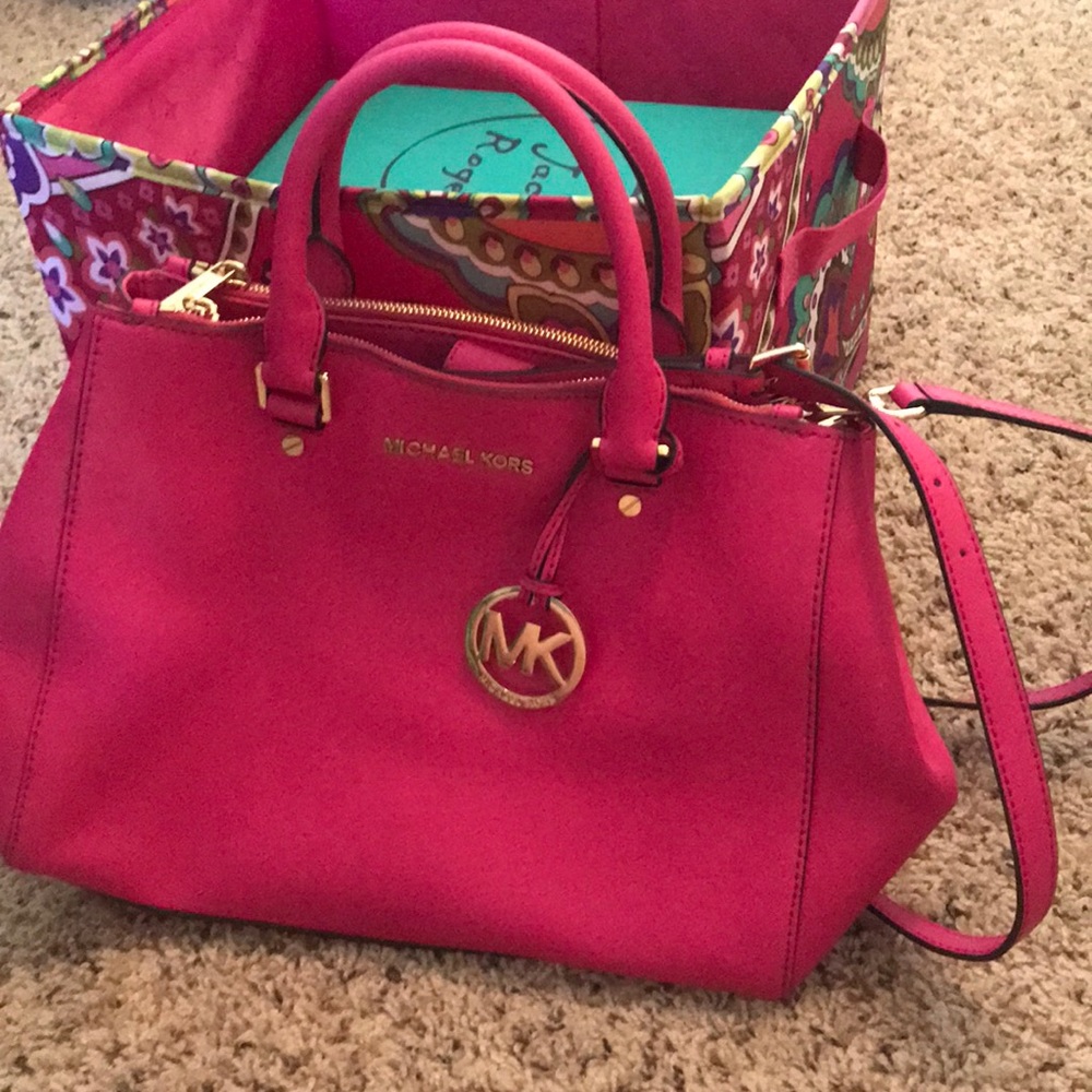 Michael Kors pink purse